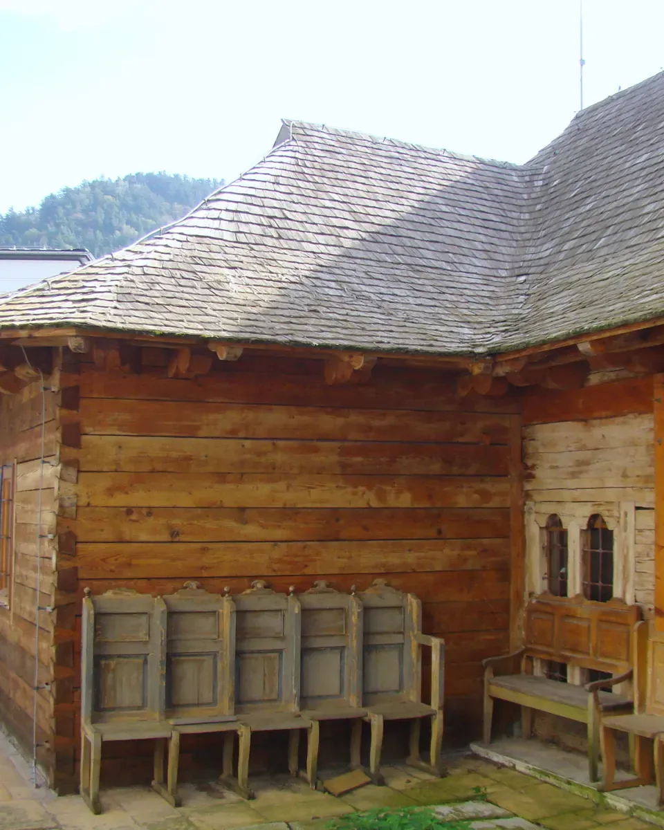 Baal Shem Tov Wooden Synagogue (Jewish Community Museum)